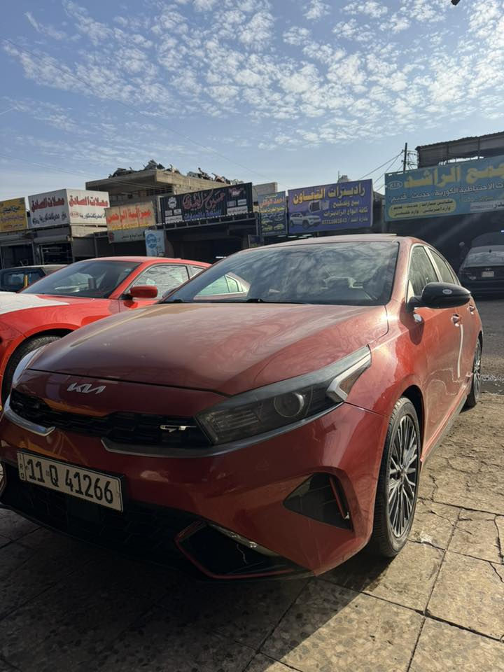 سلام عليكم فورتي مديل 2023جي تي لاين اعله فئه حادثه واضح كدامك سونار ناشره مال المندلاوي رقم بغداد بسمي 
سياره جديده بمعنه الكلامه بدون ايرباك ماشي 44كيلو
الهاتف ***********
