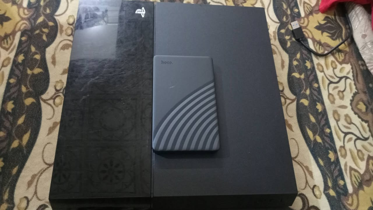 🎮 للبيع: بلي ستيشن 4 فات (PS4 Fat)
✅ الجهاز بحالة جيدة ومعه كامل الملحقات.
✅ هارد خارجي موسع 750GB.
✅ يحتوي على 24 لعبة قوية موزعة على الهارد الداخلي والخارجي، وجاهز للعب مباشرة.

📍 العنوان: النجف فقط.
🚫 لا يوجد توصيل.
💬 للاستفسار عن السعر والمزيد من التفاصيل، يرجى التواصل على الخاص.


**إذا كنت صاحب هذا الإعلان وتريد حذفه لأي سبب، رجاءا أرسل رسالة إلى الدعم الفني**