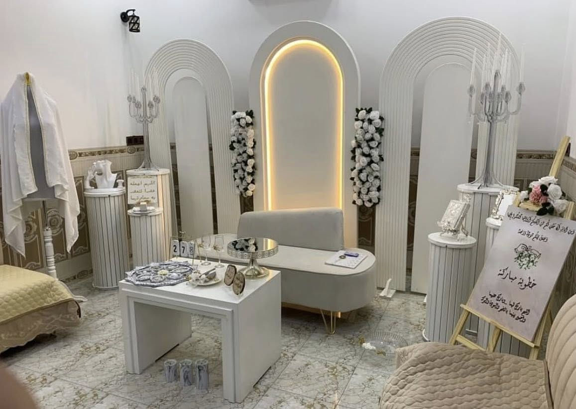 مرحبا 🤍

تم فتح الحجز للكوشات

تصاميم فخمة وأسعار مناسبة ✨

نجهز لج كوشة تليق بيج

ونخليها مميزة بكل تفاصيلها 💍

📩 للحجز مراسلة الصفحة أو الاتصال ع الرقم *********** واتساب

https://www.instagram by.com/hareer__o?igsh=MWo0NjczYWg5NHJsNw==
