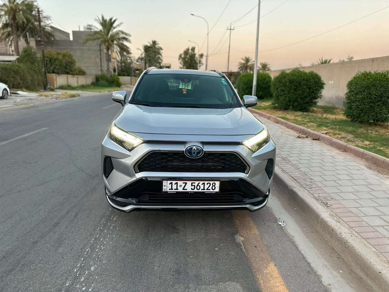 TOYOTA RAV4  PRIME HYBRID SE 2024
 
📍السيارة موجودة في بغداد العامريه 

تويوتا  راف فور  برايم هايبرد + بلكن SE 
المسافة المقطوعه 28250mi
اللون :- سلفر  
المحرك 2500cc هايبرد 
الموديل 2024
مرقم بغداد 

 

                  ======= الاضافات👇👇 ======
فتحة 
شاشة كبيره انفكيشن. 
دفع رباعي 4x4.
رادار امامي 
 مانع تصادم
تصحيح مسار
مانع انزلاق
تحديد مسرب .
نقطة عمياء .
مثبت سرعة
هاند بريك كهربائي 
كاميرا خلفيه
كراسي مخمل  
كراسي كهرباء 
طارة مدفية .
كراسي مدفية 
بصمه أبواب
بصمه تشغيل
تحكم ستيران 
تشغيل عن بعد سياره 
ويل قياس  18  .
اضويه اماميه زنون LED
كشافات ضبابي LED 
اضويه خلفيه LED
حساسات خلفيه 
باب خلفي كهرباء
نظام GPS+ خرائط 
3 انظمة قياده Sport /ECO / Normal
كندشن مركزي امامي + خلفي 
بلوتوث 
مدخل AUX + USB

🚗🚗 السيارة  بدون حادث مكفوله 🚗🚗

للتواصل /  ***********
