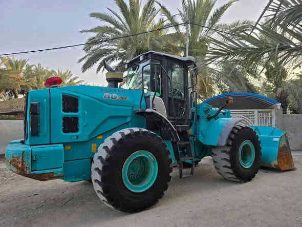 السلام عليكم ،شفل كاوسكي Z7 دخول جديد حجم80 للبيع فقط  موديل 2017  KCM محرك كمنز لون مميز بلاد كفاله عام بحالة الوكاله تبريد تدفئه  كير 5 نمر كشن جوبلس كاميرا بلاد بدون ادبلو. للاستفسار ***********بابل الحمزه الغربي  .
