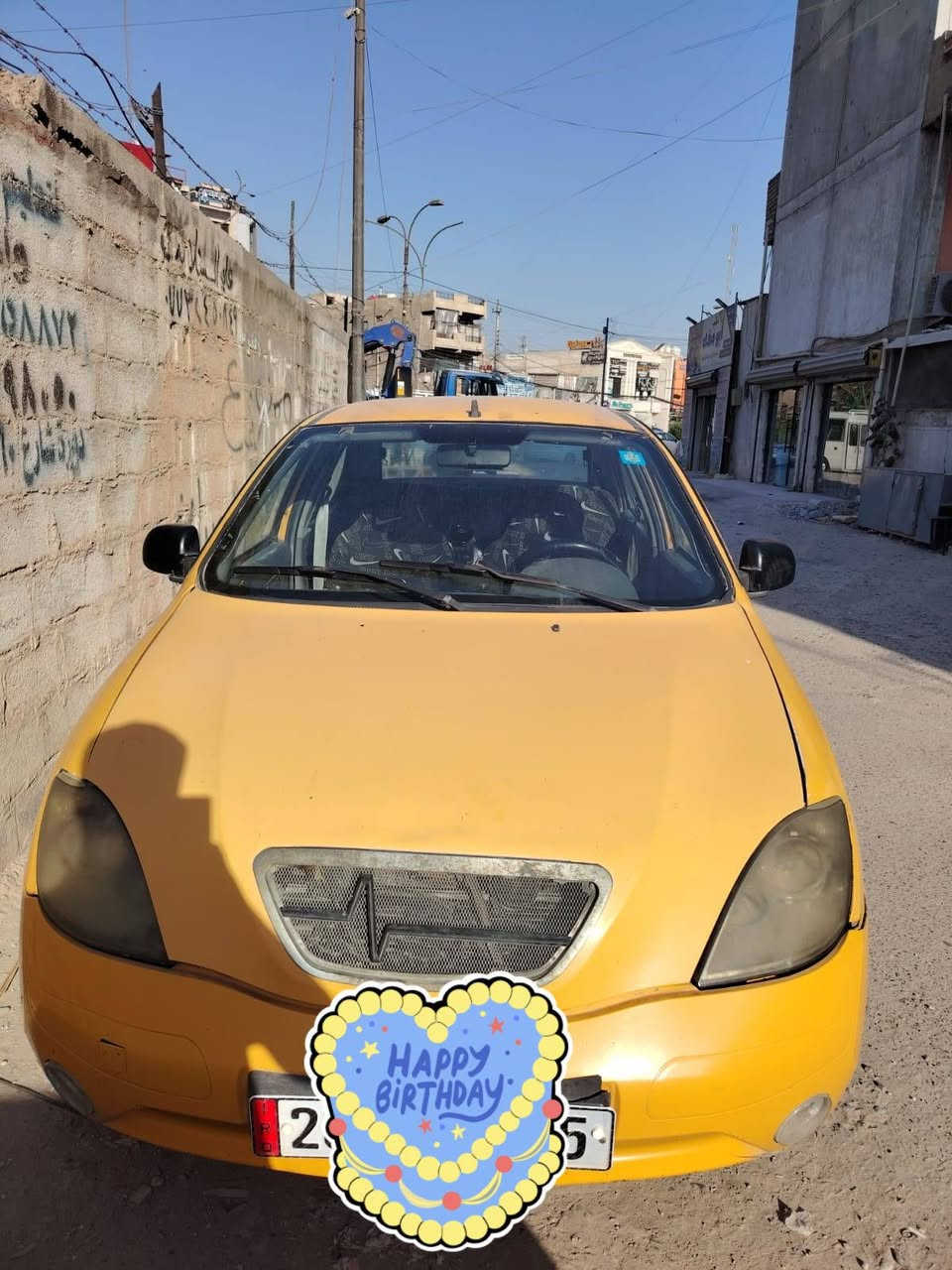 للبيع سيارة طيبه مديل 2017 رقم نجف انكليزي مشروع وطني تحويل ثاني يوم باسم اخوية  بيه صفحه ومصلحه نواقصه عينه وصينية وجبنه تنقط دهن وصدر نص عمر دبلات الورة وصدر امامي مبدلة بس دبلات الكدام تعبانه شوية  وباب صندوق الجنطة يرادلة تبديل نواقص شياء بسيطه كهربائيات كاملة وسيارة خير من الله نضيفة مطلوبة 900 غرامات السعر 33 ورقة وبيه مجال شي بسيط المكان الدورة حي الصحه السعر 33 ورقة رقم الهاتف***********
