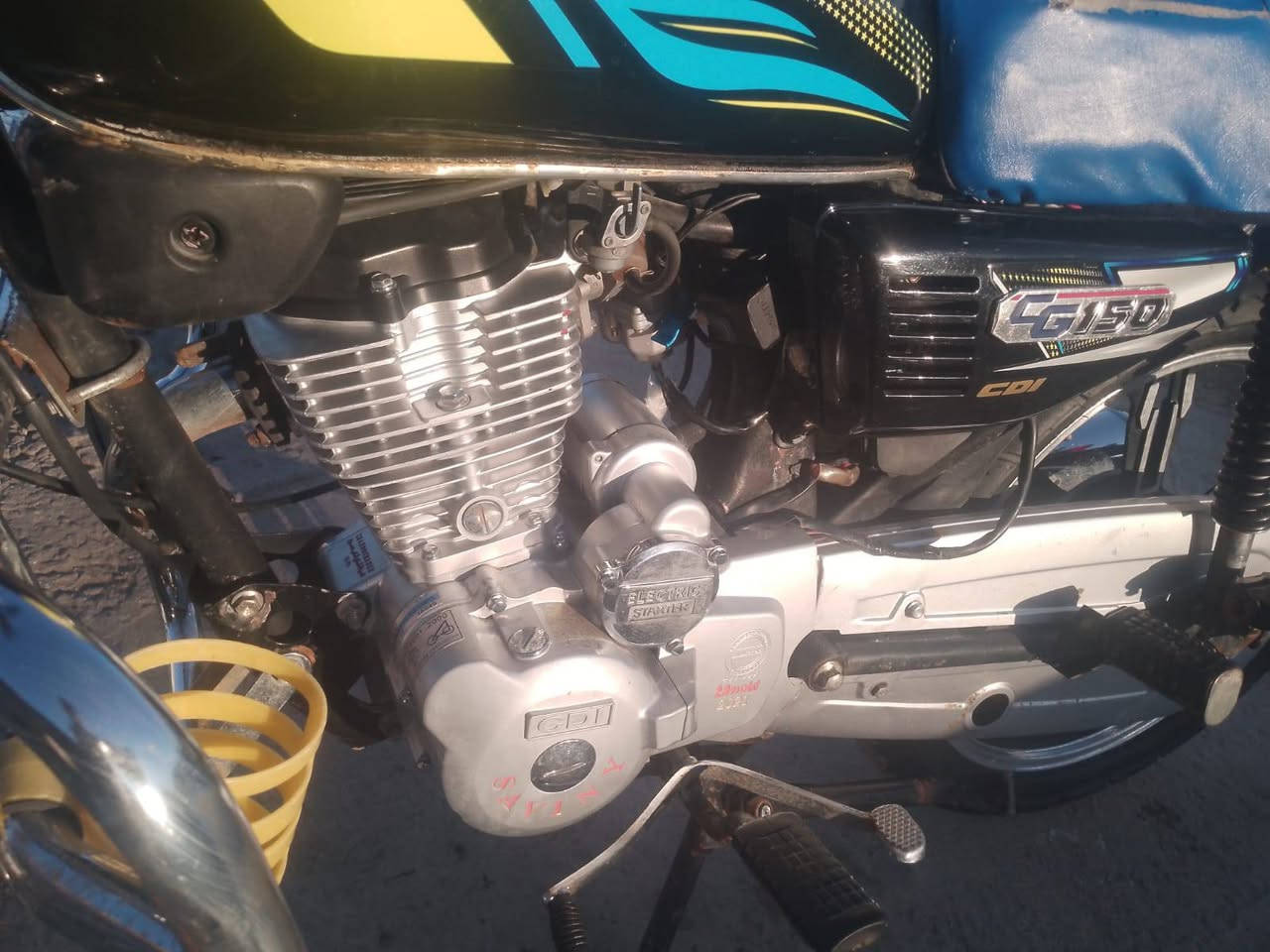 بسم الله...مكلف بلنشر  دراجه سيفان موديل 2021 دراجه نضافه مثل ما واضح بلصوره سعر 575 وبيه مجال  ***********‬‏
