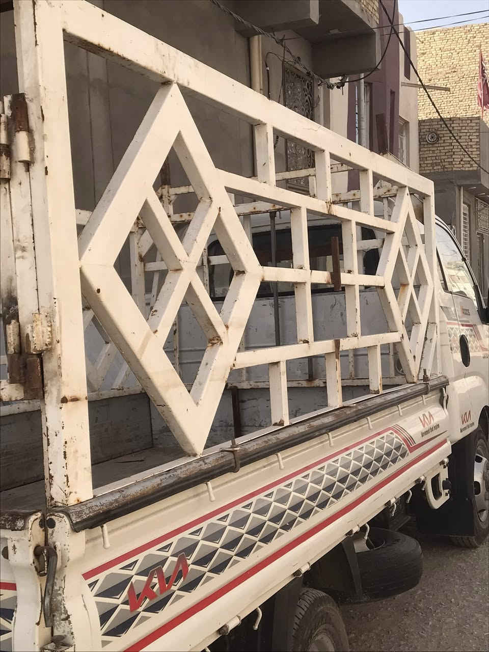 السلام عليكم محجر للبيع العنوان ديوانية أتصل ع الرقم ***********
