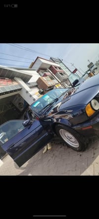 بي ام دبليو 525 • ١٩٩٥ • بدون حادث