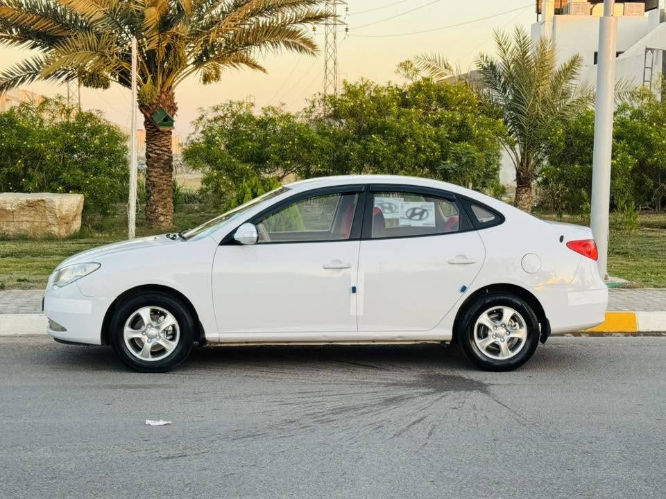 النترا 2011خليجي ابيض ثلجي
السعر 114$مجال بسيط 
رقم سليمانيه دولي سنويه وهزه جديده 
شرط الغرامات والتحويل 
ماشيه 170KM

⛓️‍💥محرك 1600ممفتوح شرط لاتبخير ولاتنقيص 
⛓️‍💥كير اتوماتيك بدون اي عيب مال بيت"
مواصفات 
شاشة 📺 كامرا أربعه دسك آريل 

تدفئة /تبريد/كهربائيات/صدر/تايرات/كلها مكفوله 

⚒️سياره جاهزه  جديده برغي ما ناقصها Ⓜ️
⚒️سياره بيها شبر بالباب خلف السايق فقط Ⓜ️

السعر 114$💸

تايرات 4️⃣ جديدة 🆕 
صدر امامي خلفي كلا جديد 🆕 
مكان السيارة صلاح الدين تكريت الديوم
رجاءً ما أقفل سعر بالتلفون تعال وتدلل 

***********
