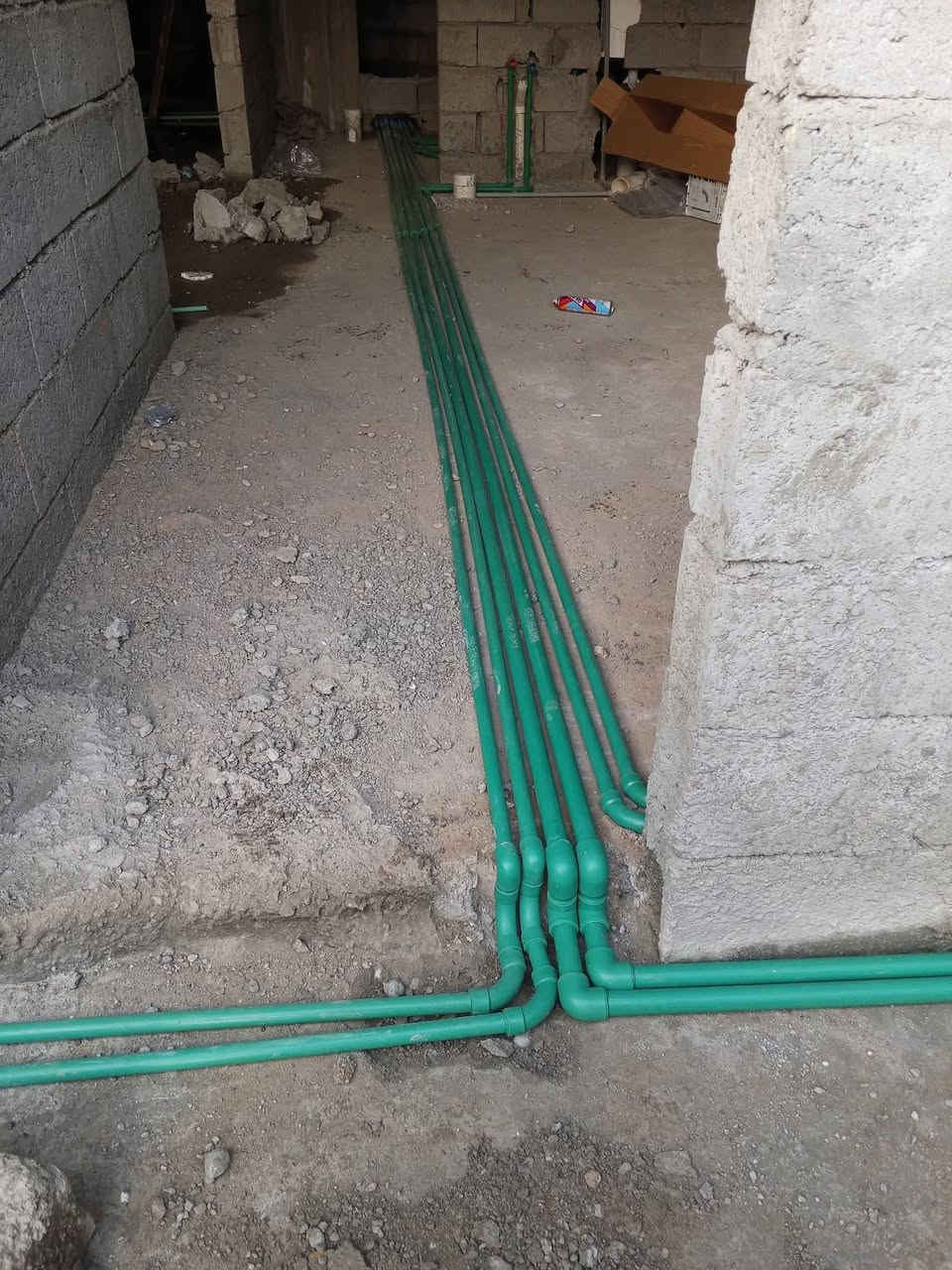 بسم الله
الحمدلله والشكر بفضل الله تعالى 
اليوم إنجزنا العمل في منطقة المصلى عمل هندسي 
كدام العين شوف الصور هيه تحجي شغل فول 
نضام نوازل 
نضام تقطير سبالت كل غرفه 
مقاعد غربي دفن 
سيفون دفن  
مغاسل تعليم 
الحمدلله والشكر أعمالنا هندسي 
هاذا بيتين كل بيت 100متر 
والي يريد يشتغل عمال  يتواصل خاص 

***********
اخوكم سعودي
مكاني حي بدر
