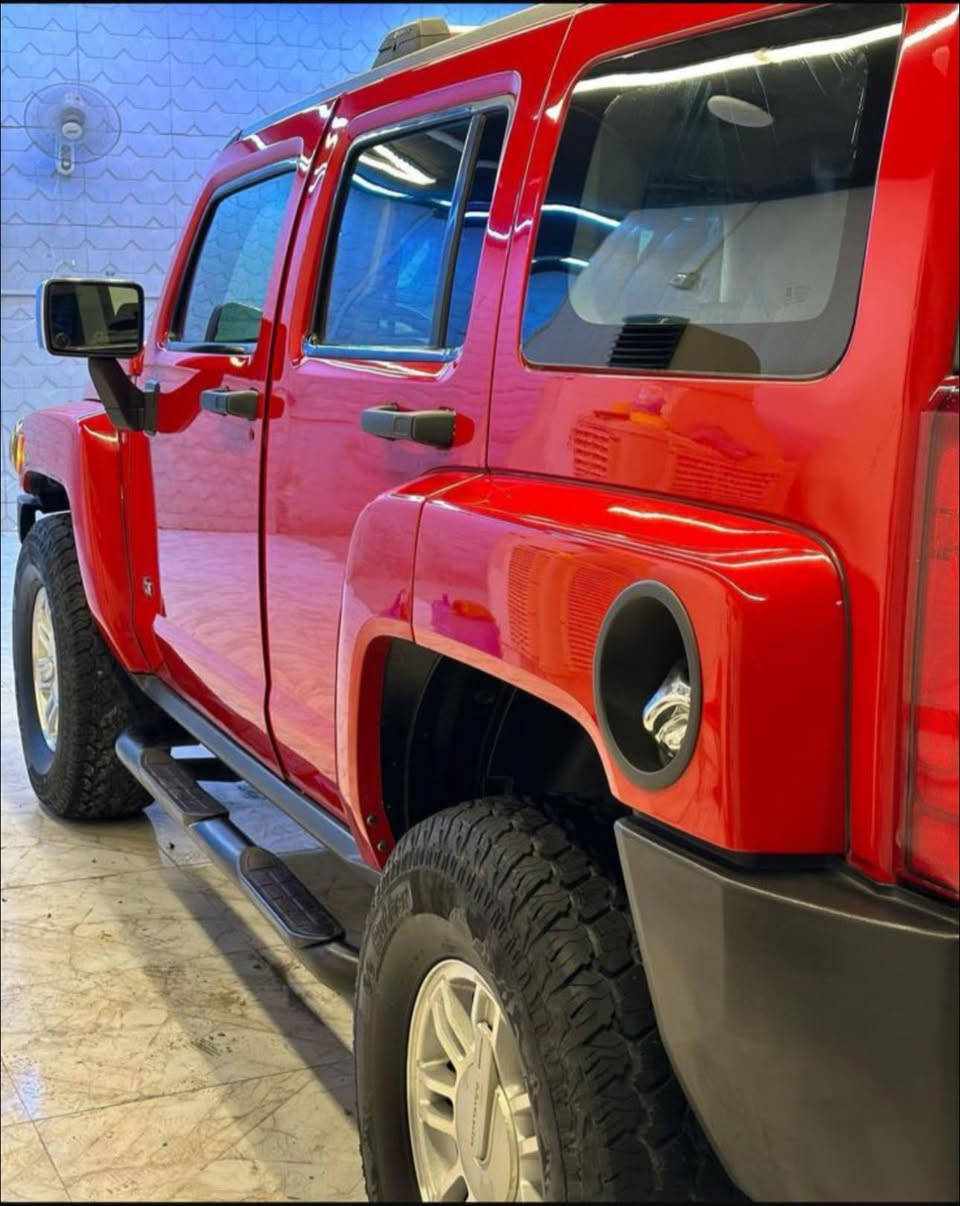 السلام عليكم همر H3خليجي ماشيه ٩٠جانت مخزنه كفاله عامه من صبغ وبارد وشخط وجرد رصعه مابيه مكينهً٥سلندر رقم بغداد السعر ١٤٠وبيه مجال نضافه ١٠٠/١٠٠مكانه بابل ***********
