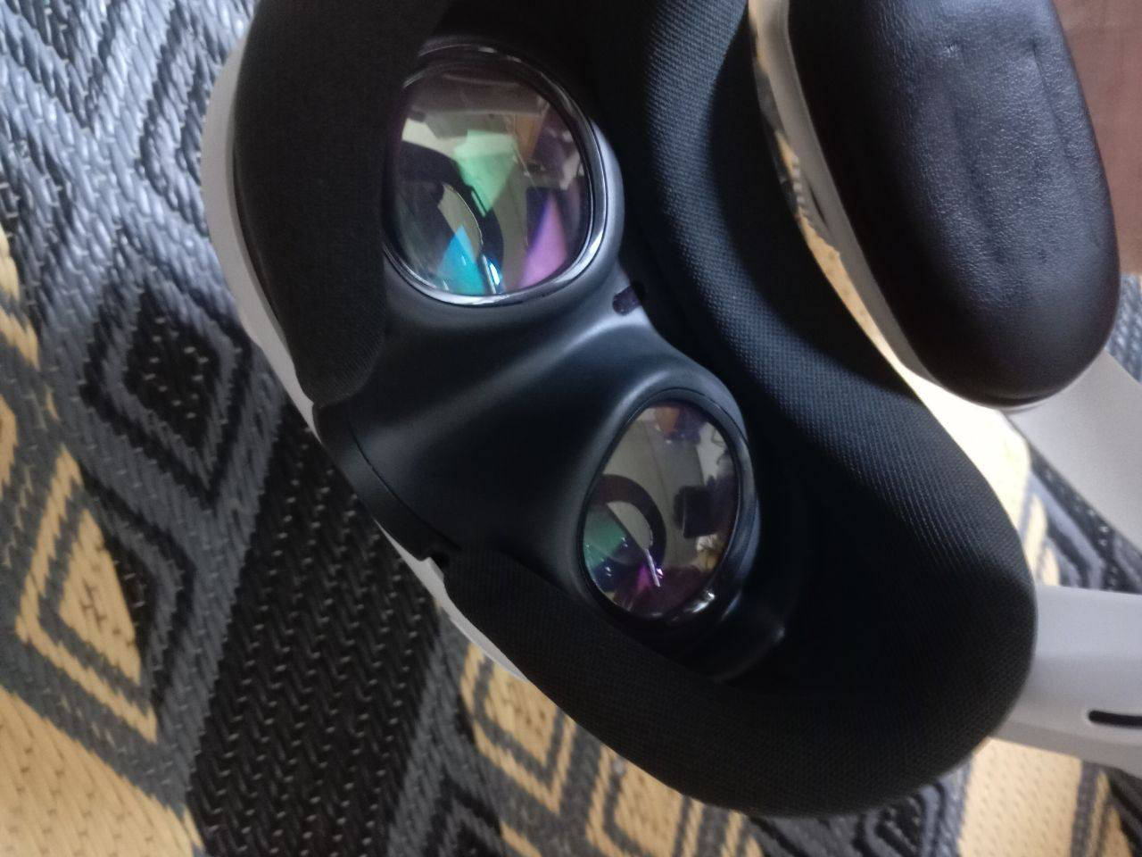 Meta quest 3 512g
نسخة 4k نضافة 1000% مستعمله اسبوعين فقط

ستراب بطارية Rgb ينطيك ساعه ونص اضافية

جنطة ل نضارة حماية

العاب أحملك يلي يعجبك شكو لعبة ب بالك تنزل ب جهاز اترسه الك العاب

سعر 650 متوفر توصيل جميع محافضات العراق راسلني و تدلل ♥️ ♥️ ♥️

***********
