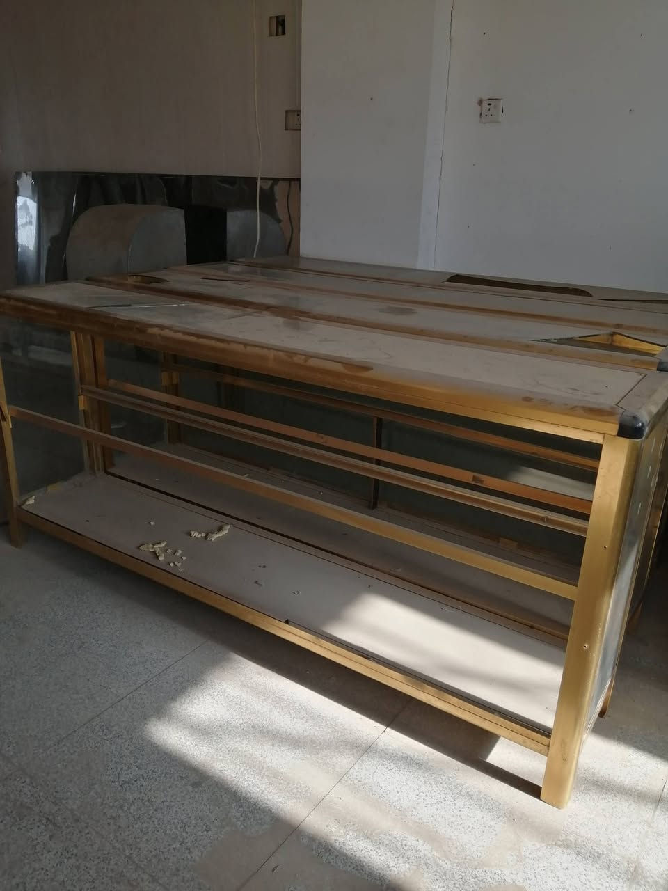 باترينات نظافة ٨٠ ٪ فقط لبعض منهم مكسر جامة عدد ٦ بيع مستعجل سعر الواحدة ب٣٥ الف
السعر جوه السوگ بهواي بس مستعجل على بيعتهم
للاستفسار الاتصال على الرقم ***********
