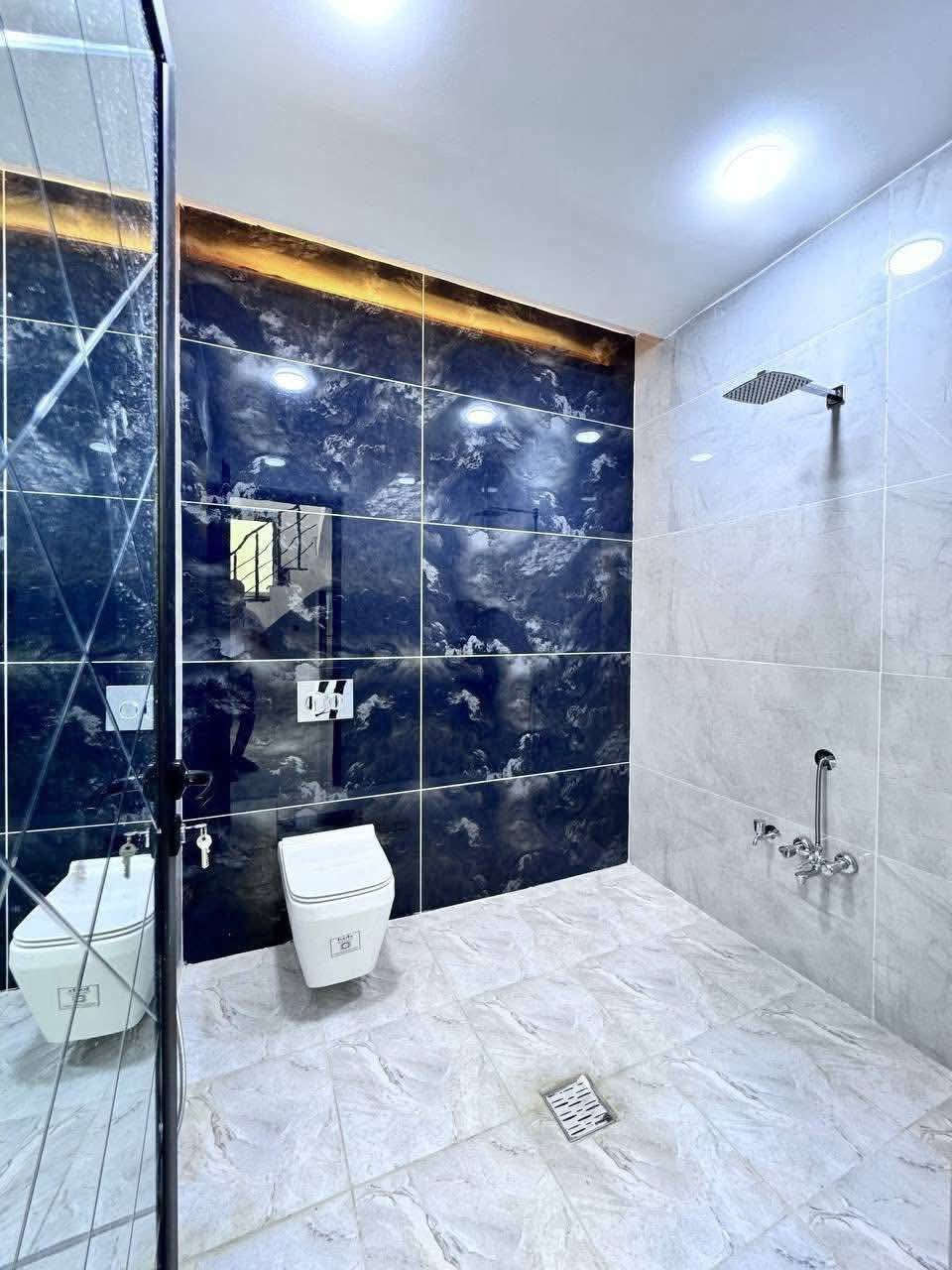 دار للبيع ⬇️
المساحة ١٥٠ متر بناء حديث 🏛️

حي السكر قرب مسجد النبأ العظيم 🏢🏢

يقع عل شارع ١٢ متر تسليم فوري 📃📃

للستفسار *********** /***********☎️

مكتب الكوفة 🏛️
