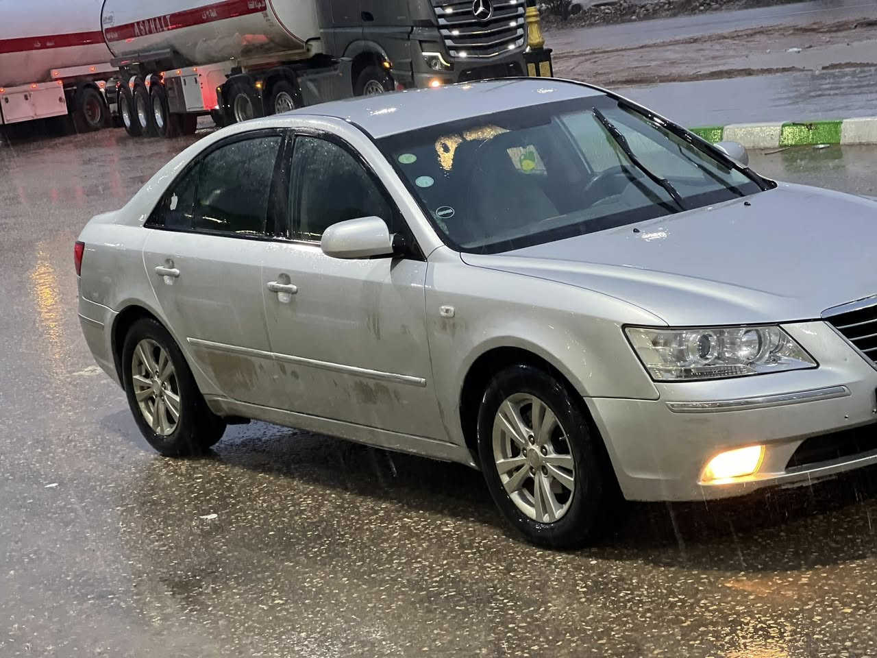 السلام عليكم ادوات ادوات كصة جنطه سوناتا 2011 بانزين مكينه 200 دوش تتفئه وتبريد شغال ثلج حساسات خلفيه مري شفط كامره خلفيه شاشا اندرويد تحكم استيرن جهتين كشنات جلد تتفئه بل كشنات مكينه وكير وحداديه بل كارتون العنوان بغداد السعر 45 وبيه مجال بس كروتك اتصل وبل خدمه الخاص مفتوح واتساب موجود 

‭0787 569 5633‬
