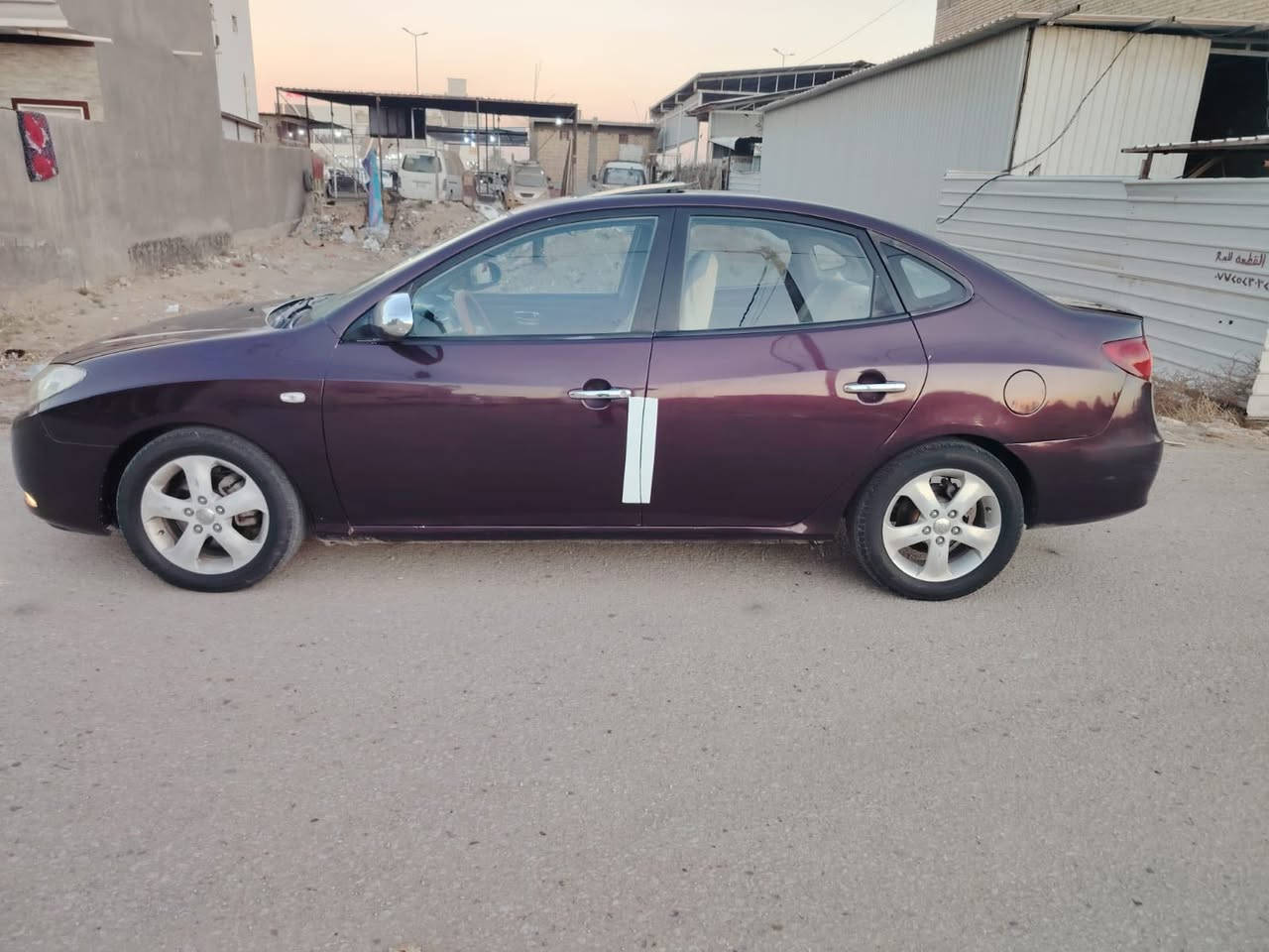 السلام عليكم للبيع أفانتي موديل 2007 خليجي كير محرك تخم تاير جاهزه من كلشي حادثه جاملغ امامي فقط والباقي صبغ حزام ماعده القماره رقم بغداد الماني العنوان بابل قريب السريع السعر 77وبيه مجال رقم الهاتف ***********
