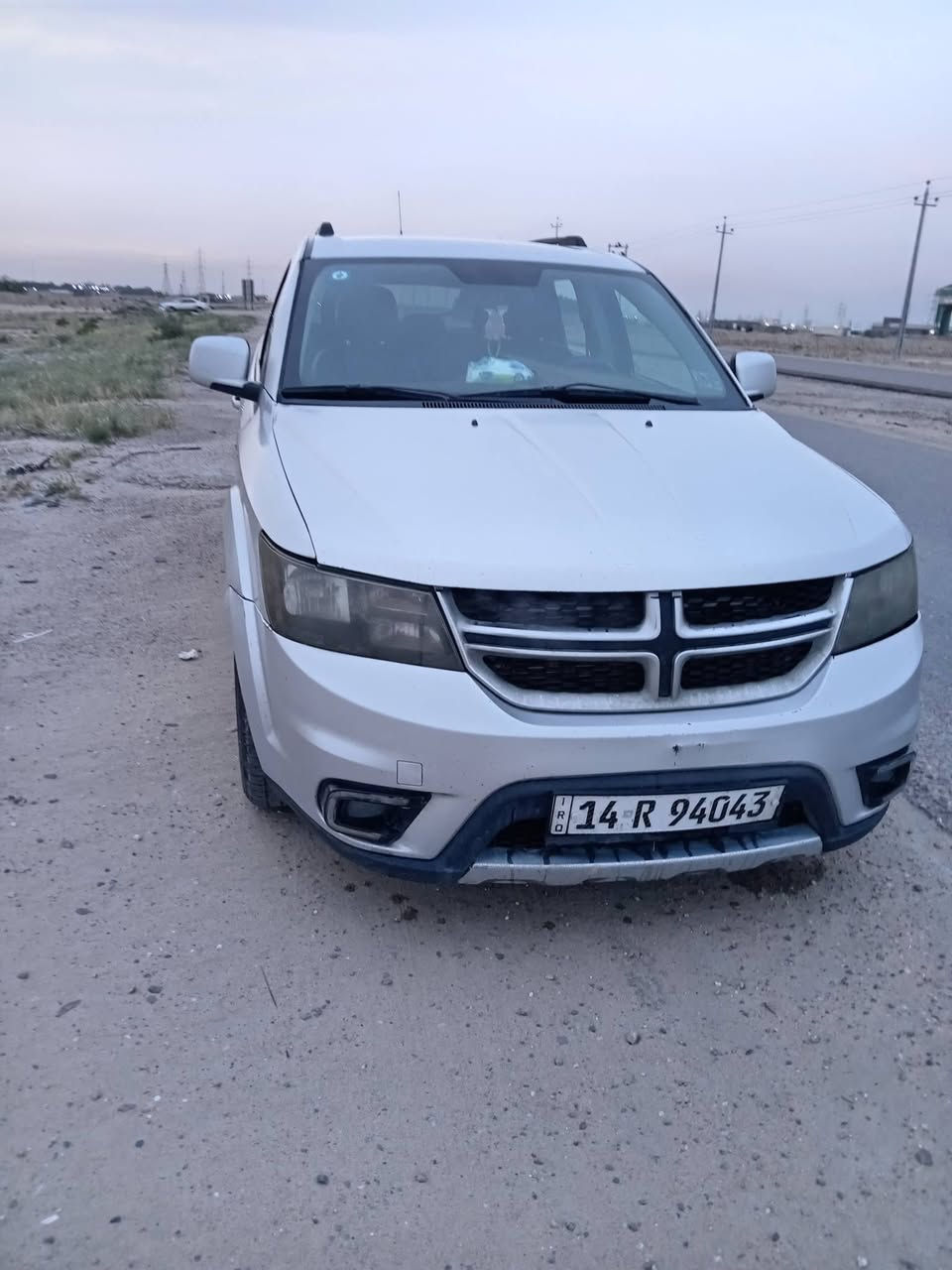 جورني وارد امريكي موديل ٢٠١٤ بصره رقم انكليزي سنويه لغايه ٢٠٣٠ سبعه راكب محرك ٣٦٠٠ ثلاث قطع تبريد ***********
