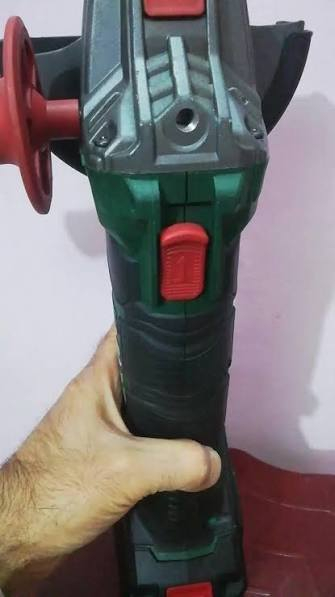 الي يعرضون كوسرة لو دريل لو فد حاجة على اساس الماني لو ياباني لو امريكي يذكروني بجماعة خرزة مال رزق للبيع هو عندك هيج حاجة نادرة بهل الوكت وتبيعه ب٦٠ لو ب٥٠ يابة شنو دليلك؟ الكتابة حفر عمي السوك كله صيني بس احنه عراقيين


**إذا كنت صاحب هذا الإعلان وتريد حذفه لأي سبب، رجاءا أرسل رسالة إلى الدعم الفني**