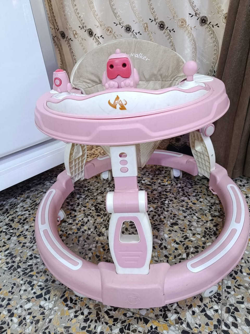 غراض طفل للبيع حجله جديده والموسيقى تشتغل 20 كرسي طفل 5 سيت مستشفى نضيف أو جديد 40 كاروك جديد جدا 55 نطاطة طفل 20 جديده جدا  والموسيقى تشتغل


**إذا كنت صاحب هذا الإعلان وتريد حذفه لأي سبب، رجاءا أرسل رسالة إلى الدعم الفني**