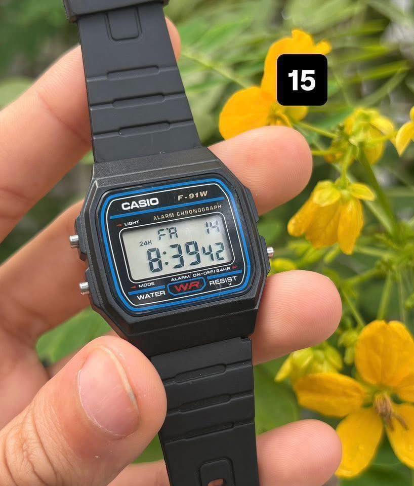 ساعات نضافه 100/100
كلمن وسعرة ✅

مواصفات الساعات 👇🏽

🌍شاشه ضد الخدش 

🌍بطاريه قويه تدوم اكثر من سنتين 

🌍ضد الماء 

🌍طلاء ثابت 

يوجد خدمه توصيل لجميع محافظات العراق 5 🇮🇶


**إذا كنت صاحب هذا الإعلان وتريد حذفه لأي سبب، رجاءا أرسل رسالة إلى الدعم الفني**