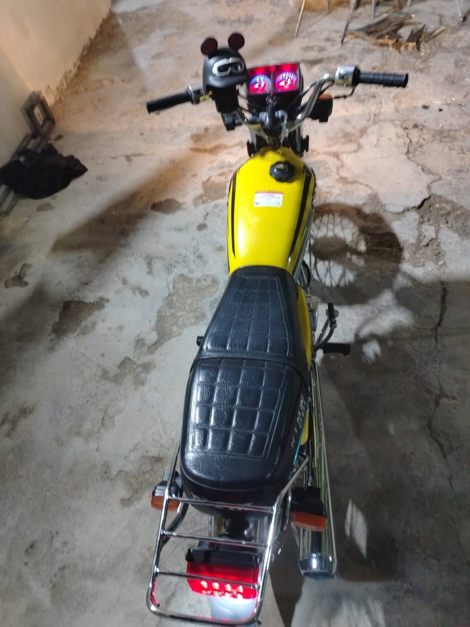 سلام عليكم 4كير للبيع دراجه سكنر  الدراجه حلوه ونضيف مثل ماموضح بل صور السعر 750 وبيها مجال حك الجيه رقم ***********عنوان الكوت
