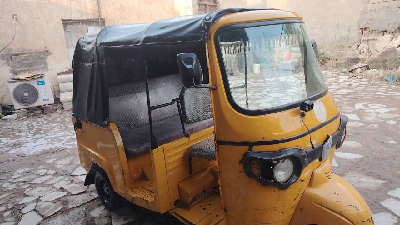 تك تك بياجو موديل 2020 أوراق اصولية السعر 3ملاينين
محرك بي جبنه بس  كشرها نظيف ابيع شوف العين
البصرة رقم *********** بي واتساب
