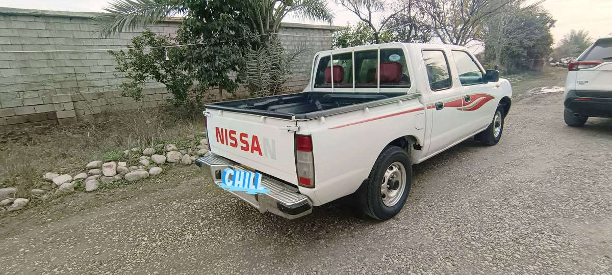 نيسان 2011 رقم صلاح الدين سنويه 2028
مكفولة كامل لا صبغ ولا تبديل عدا ملاحظات بسيطه سعر 143$
مكان كركوك الحويجة 
***********
