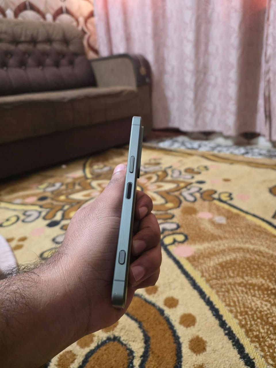 سلام عليكم ورحمة الله وبركاته اكسبيريا سوني مارك 7 أحدث اصدار من سوني نسخة 
العالمية دبل خط ملحقات كاملة مع 3 كفرات إضافية مكفول كفالة عامة نظافة ١٠٠ البيع او مرواس السعر مليون و ٣٠٠ وبي مجال مع العلم سعر جديد مليون و ٨٥٠ الف بغداد *********** بغداد
