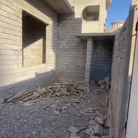 هيكل عظم • ٢٠٠م • الملايين الاولى