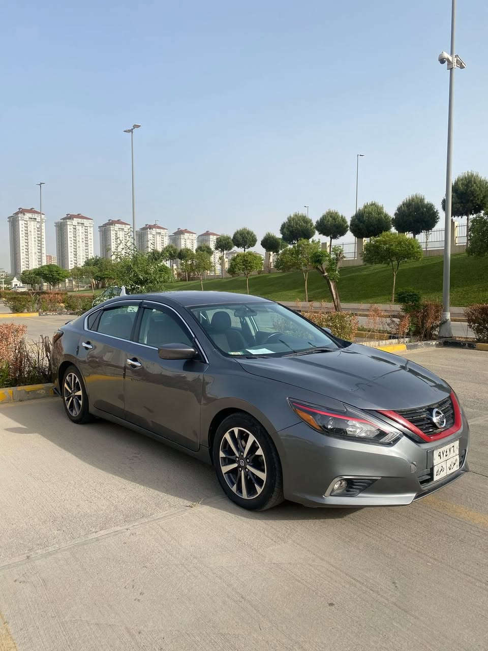 بو فروتني موديل 2017كئرو مه كينه بشه رت  تاخم جديد  سياره SRخرامه 27وه ره قه يل سه ر ديش سعرئ يت خار  سبخ 4قتعه  سعر 115مجالته بديل نينه تني فروتنه ***********
