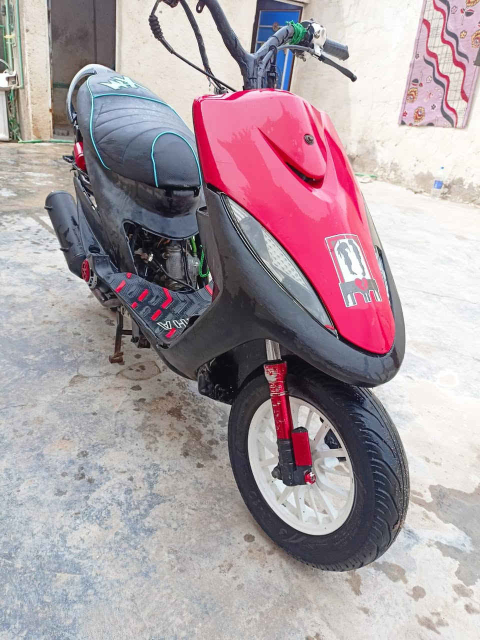 السلام عليكم دراجه ماكس اي شيء ما بيه دراجه حلوه العنوان بصره الزبير هذا رقمي على الواتساب ***********
