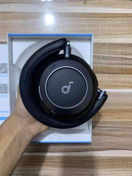 سماعة SoundCore space one pro اخت الجديدة استعمال كم مره بس مشتريها قبل 3 اشهر بعدها بضمانها لمدة سنه لون اسود سماعة احترافية
صوتها يخبل ونقي كلش
مكاني بابل.  (توصيل متوفر)
اشتريها 145 ابيع 110
***********
