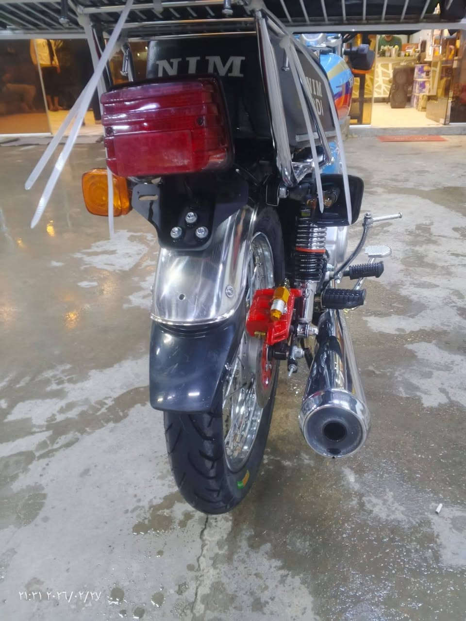 دراجه نامه بحالت الوكاله دراجه خير من الله  كهربائيات شغاله كلها دراجه عالميه بلمشي تقفل 120مداريها اشتغل بيها دلفري ما ماشيه قليل سعرها 900وبيها مجال قليل
مكاني الدوره ابودشير. 
***********
