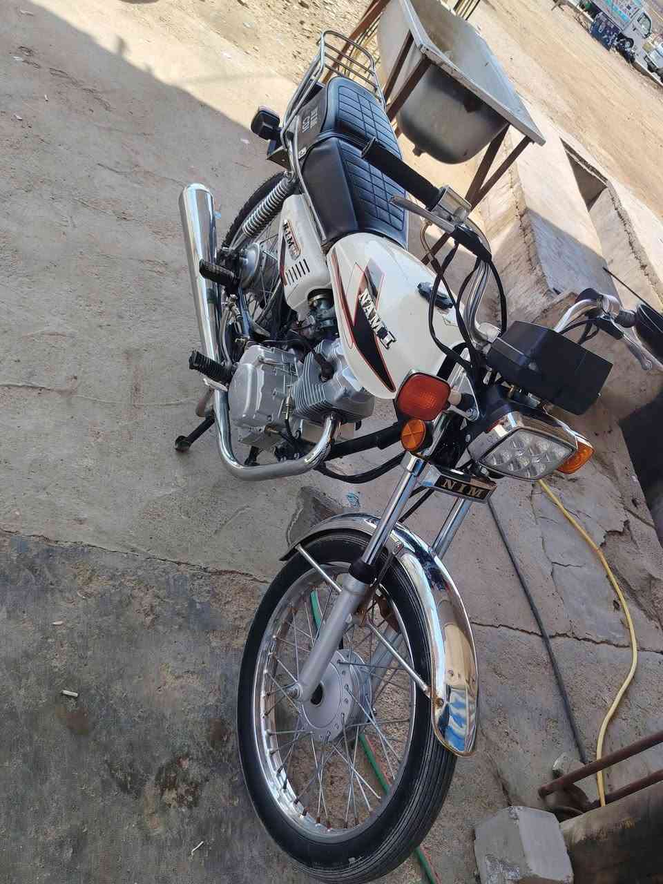 السلام عليكم للبيع دراجه نامه امتياز 2025 خير من الله كهربائيات كلهة شغاله اوراق اسكنر دراجه مكفوله السعر 525بيهة مجال بسيط ***********عنوان واسط قضاء الصويرة
