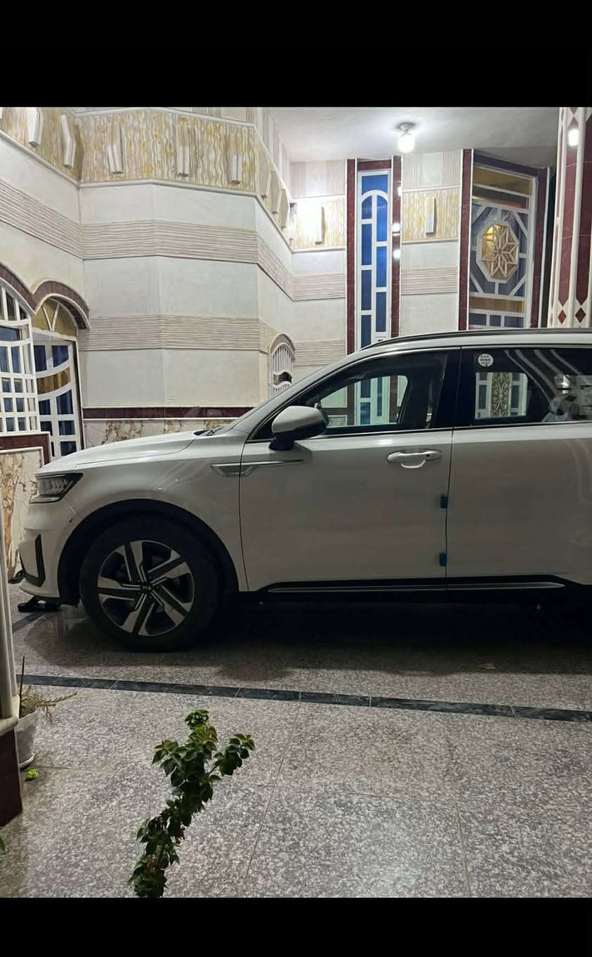 سلام عليكم سورنتو موديل 2021خليجي 6سلندر السياره جديد ماشيه66رفم بصره بسمي تحويل ثاني يوم السياره كفاله عده اقل الشبر صبغ في الجاملغ الامامي الايمن الطخه واظحه في الصور ومسوينه السعر 270وبيه مجال مكاني البصره القرنه بني منصور***********
