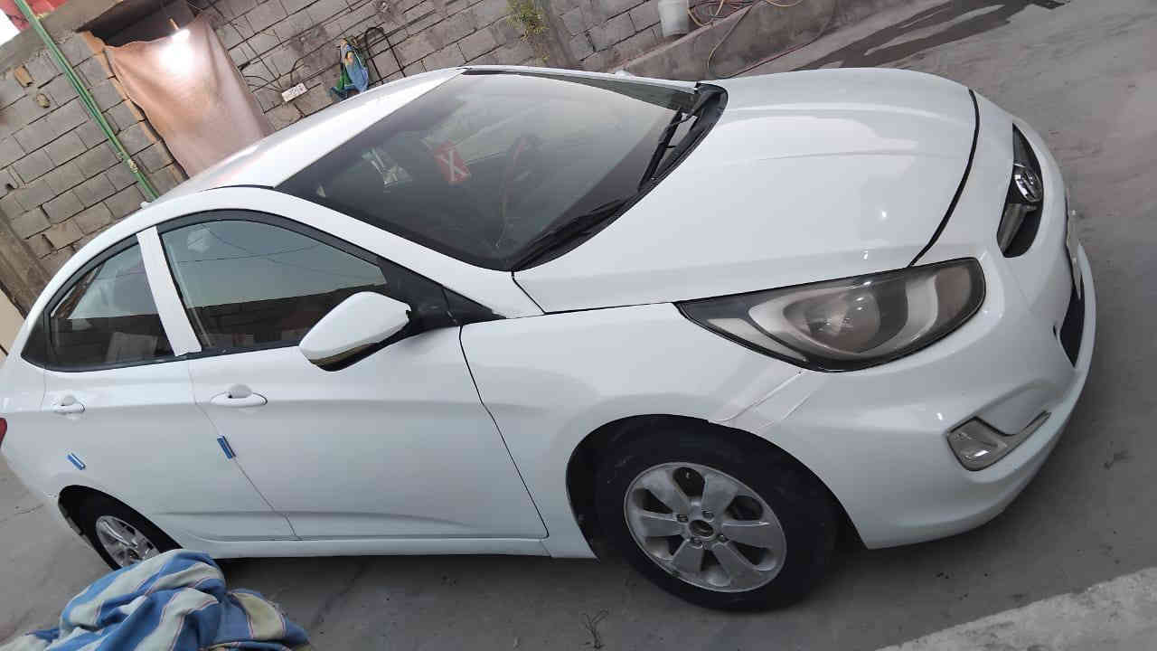 سلام عليكم اكسنت وارد امريكي
موديل 16 سعر 85وبية مجال قليل 
رقمي ***********
