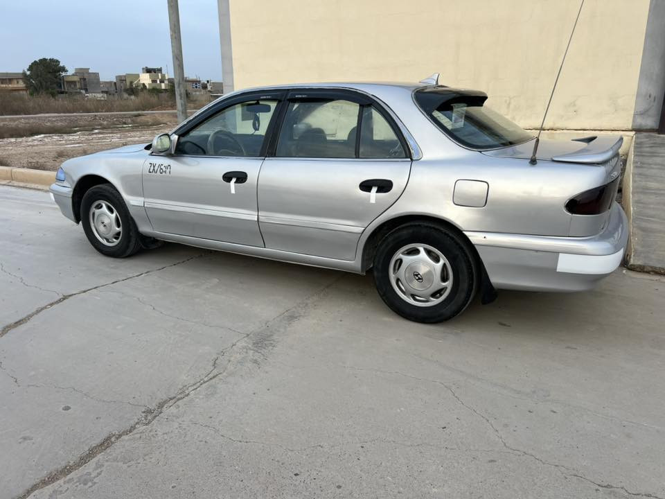 سوناته تو للبيع
رقم بغداد انكليزي تبريد تتفه كل نقص مابيه 
كهربيات كله شغل منضومه زنون ريموو سنتر لوك
كير مكينه 2000 سياره بسمي تحويل ثاني يوم 
برغي مابيه نقص عنوان ديالى رقم ***********
