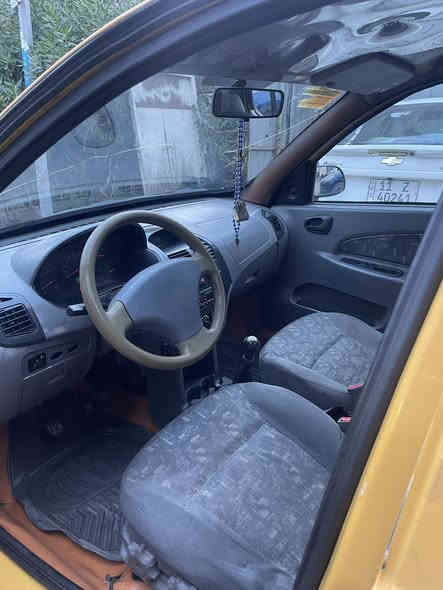 السلام عليكم طيبة 2015 للبيع مكاني بغداد الحرية بيها قطعتين صبغ جاملغ خلفي وجاملغ امامي شواصي مكفولات محرك بي خيط بخار كلش خفيف  كير خير من الله  مكاني بغداد الحرية رقم *********** السعر 28
