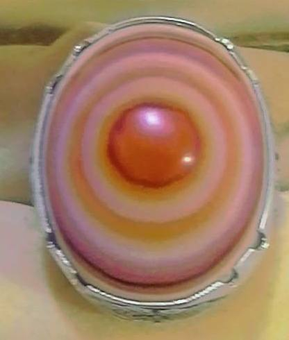 جزع يماني بقري لون برتقالي دبور النحلة حجر قديم صياغة ثقيلة عراقية لبيع التفاصيل واتساب *********** هذا رقمي بغداد قرب شقق بسماية
