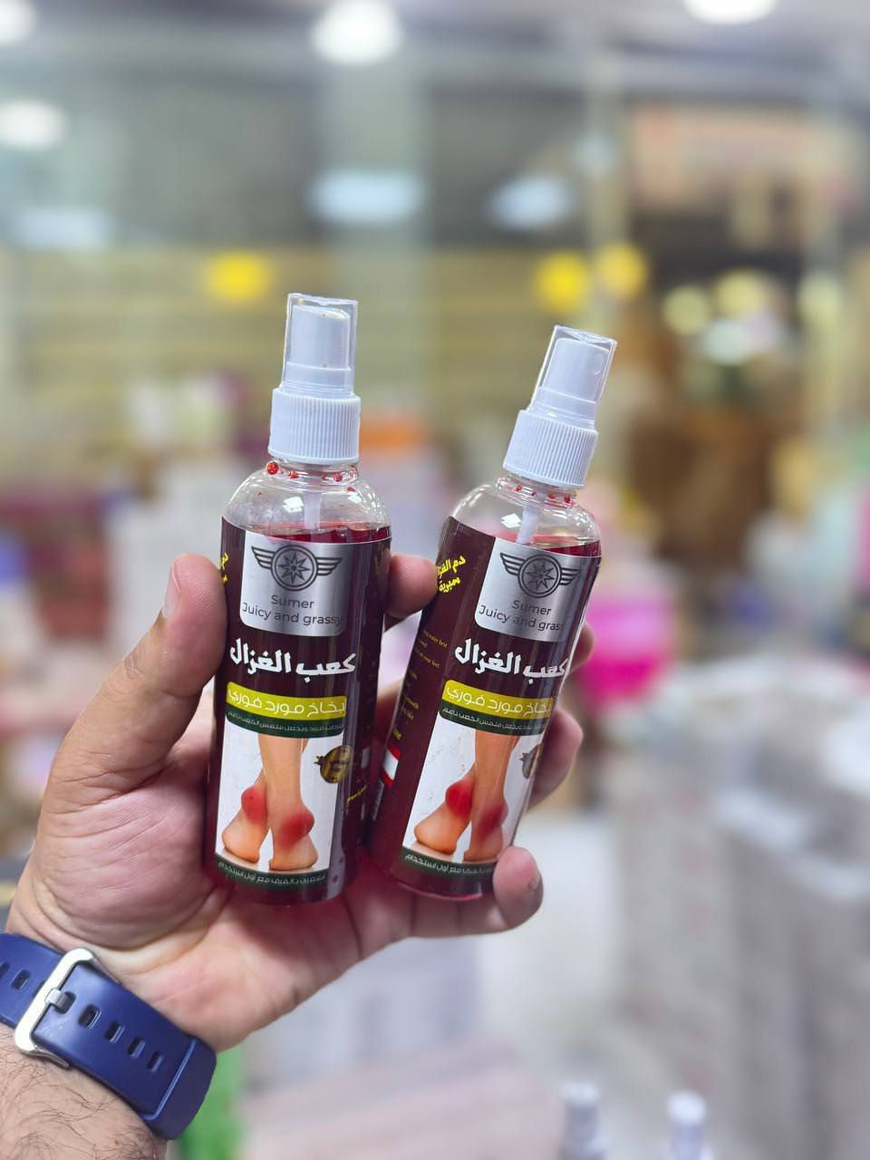 🙋🏽‍♂️بخاخ تبيض وتوريد فوري كعب الغزال 💞 سبري مستحضر الأصلية كعب الغزال يساعد على علاج التشققات وينعم كعب القدم ويجعل ملمسه ناعماً ويجعل لون الكعب ورديا.

#الفوائد 👇👇🏼👇🏿
♦️معالج للتشققات.
♦️مرطب للقدم.
♦️يمنع الجفاف.
♦️قدمين ناعمه دائماً.
♦️قدمين جذابه. 
اشعري بالفرق مع أول استخدام 💞
يستخدم مرتين في اليوم✨✨✨✨✨
💚كريم كعب الغزال الأصلي
💚 فوائد كعب دم الغزال للقدمين 💚
يعالج التشققات في القدم🦶
📌 تنعيم القدمين.
📌 ترطيب الكعبين ومنع تشقّقهما.
📌 إعطاء أسفل القدمين اللون الوردي.
ويستعمل يوميا على القدم قبل النوم حيث تدهن القدم  ويلاحظ الفرق بعد أول استخدام♥️❤️😍
المنشأ لبنان الأصلي 🇱🇧


**إذا كنت صاحب هذا الإعلان وتريد حذفه لأي سبب، رجاءا أرسل رسالة إلى الدعم الفني**