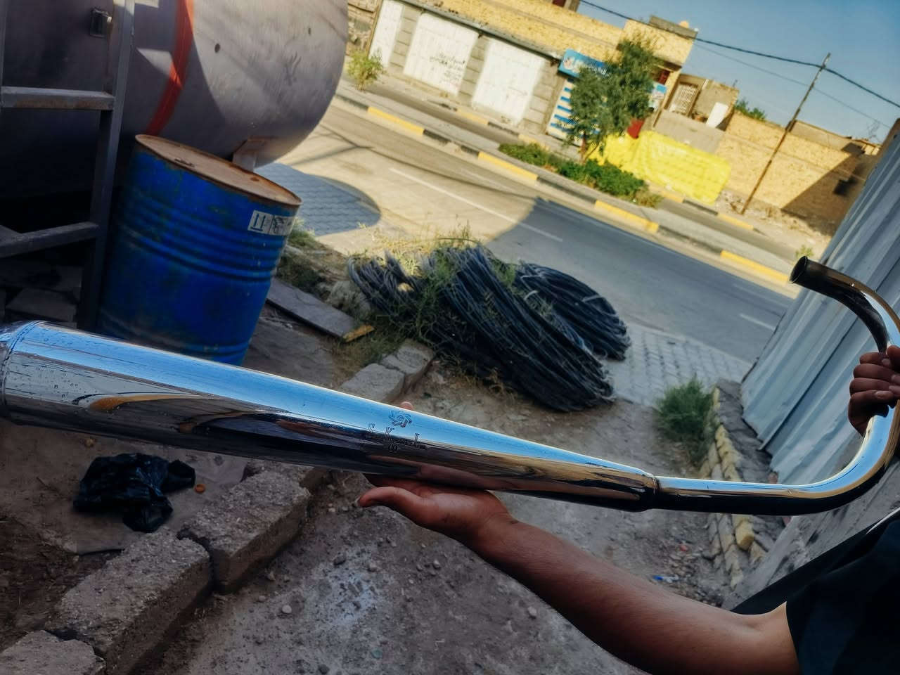 سلام عليكم مكلف بالنشر 
كشن جديد + 2 صلنصات جدد 
سعرهن كلهن 30 ألف 
مكان كوت زين القوس شارع المواكب 
‏‪***********‬‏
