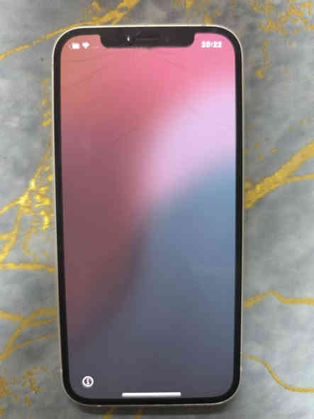 ايفون 12 عادي
بطارية 77 

ذاكرة 64 

تلفون ما مفتوح وممبدل بي اي شيء

كلش نضيف 

كامراتو شرط فول

الاضرار مثل مموضح 

ينرادلو جام كامرة سعرها 5000 مو اكثر 

والكلاس مال شاشة بي فطور

سبب البيع 

( قافل ايكلود )

تلفون نضيف صارله سنة وشوية تقريباً ما مستعملة والبارحة فتحته  وجاي استعمله طبيعي ، ف شفت ينرادلو فورمات فرمتته ونسيت الباسورد مال ايكلود هاي قبل نص ساعة مو اكثر 

( طبعاً الايكلود يفتح بـ20-50 الف يعني ميكلف هواي )

سعر 150 وبي مجال .

تواصل ***********
