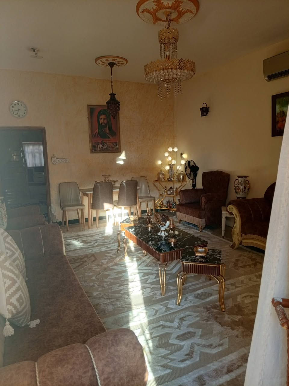 ♦️دار للبيع المساحه 230/متر طابق واحد ♦️

//حله ابو خستاوي طريق ياحسين مقابل عامود 50//

/طريق ياحسين شارع منصور بدايته يبعد عن شارع كربلاء/

//100/متر خدمات كامله شارع تبليط 12/متر أمام الدار //

/بناء حديث طابوك صب كونكريت جاهز نص الأرضية فقط 

السعر //115/وبي مجال//***********
