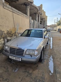 مرسيدس • للبيع