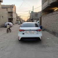 سياره كورله للبيع مكفوله كفاله عامه موديل 2025 ماشيه 7000 سعر 22. مليو...