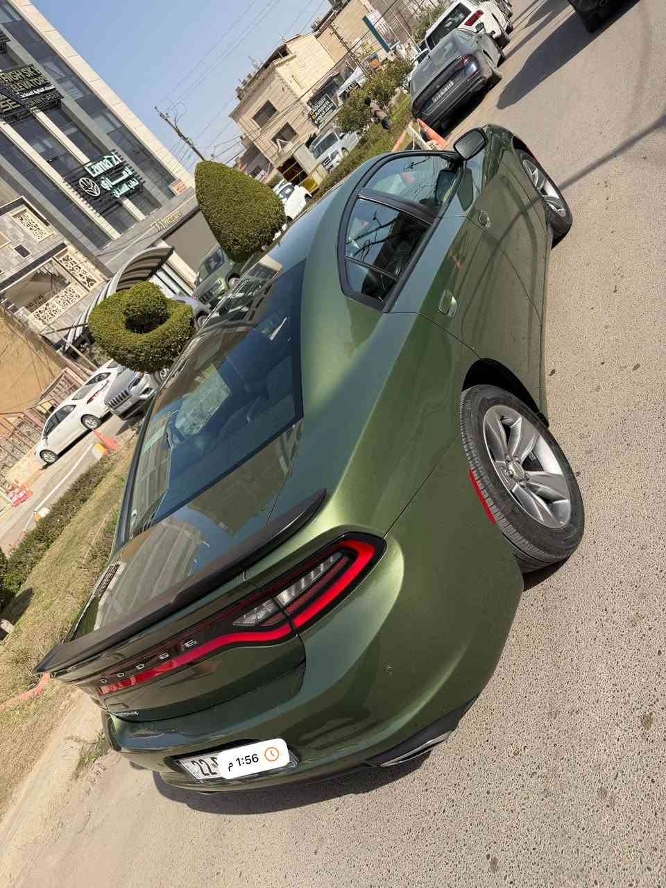 السلام عليكم دوج جارجر خليجي وكالة 2021 
محرك V6 3600 رقم اربيل بأسمي 
سنوية وهزة جديدة رقم انكليزي 
السيارة كفالة عامة عده بارد بسيط بالجاملغ الامامي الايمن 
السيارة نضيفه وجديدة وعلى ايدي 
سبير منازل عدة الشركة كاملة ارضيات الشركة كاملة 
كتلوكات الشركة ودفاتر الصيانة 
برغي واحد ممفتوح بيه وكله على وضع الشركة 
لون زيتوني ميتاليك 
بصمة ابواب وتشغيل 
تشغيل عن بعد 
كشن كهرباء 
داخل جلد 
شاشة 
كامرة دوارة 
تبريد قطعتين 
عنواني بغداد المنصور رايدة ب26 ونص يعني 265 ورقة  ومجاله بسيط جدا 
*********** علي
