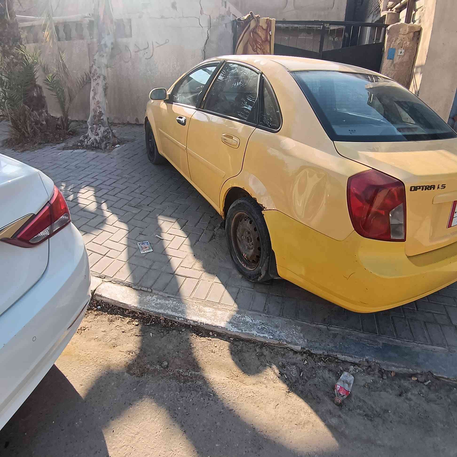 اوبتر 2011
سنويه منتهيه 2020 باسمي السياره اصفرها للمشتري

مكينه مستحقه
حدادة صدر جديده

السعر 40 

مكاني البصره 
***********
