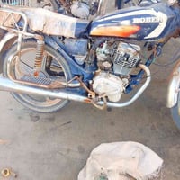 سلام وعليكم ماطور خمسه گير مووديل 19كهربائيات كله شغاله السعر 130وبي م...