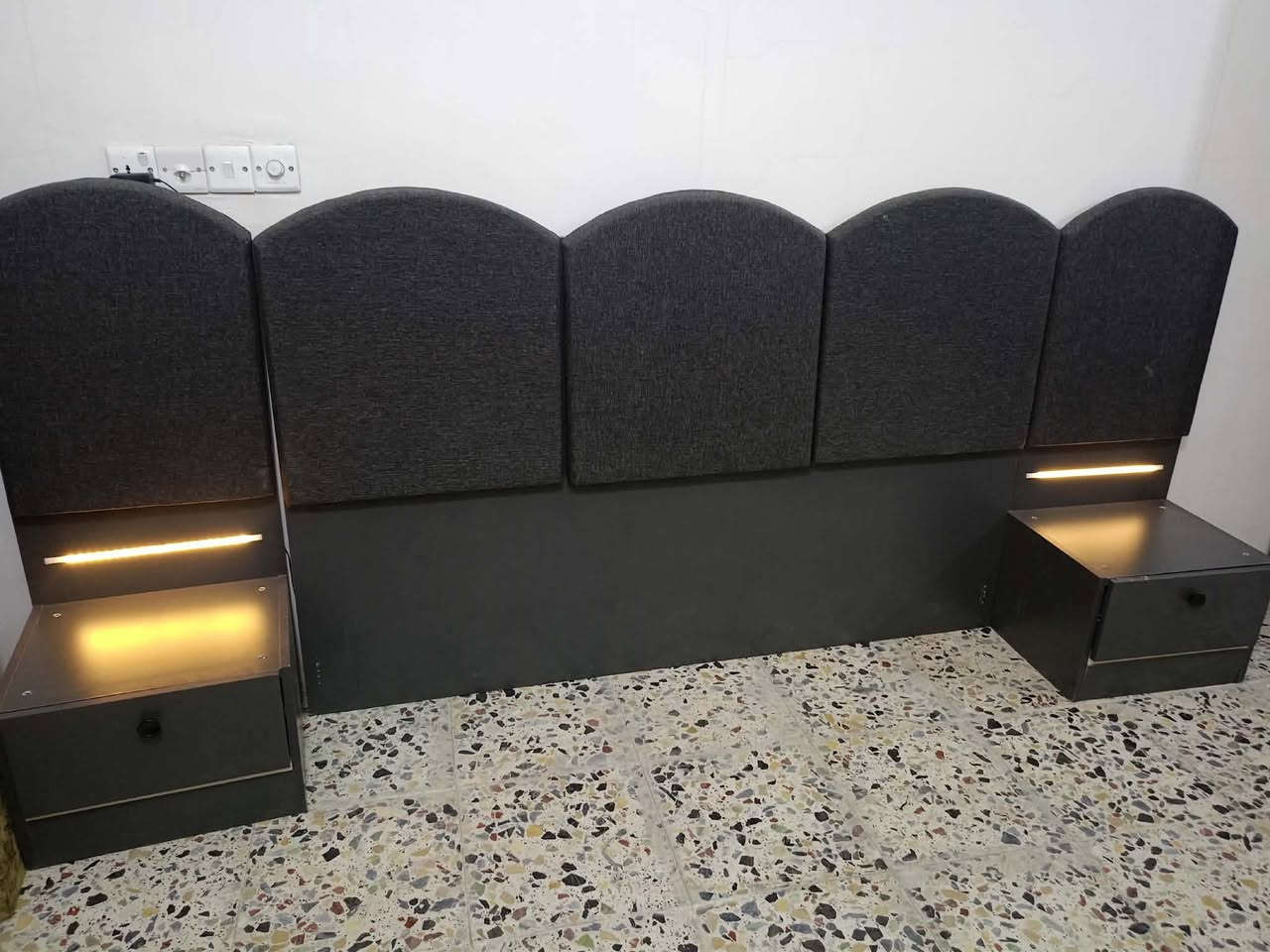 غرفة تركي 🇹🇷 مستخدام 5قطع  ✨✨
نضافه 90 💯
ابواب  💖
السعر 450 💖💸
مع شد🪛 ونقل 🚚  مجاني  داخل بغداد  محافظات بكروه


**إذا كنت صاحب هذا الإعلان وتريد حذفه لأي سبب، رجاءا أرسل رسالة إلى الدعم الفني**