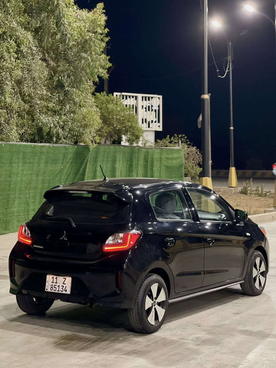 ميراج وارد امريكي 
موديل 2024  رقم بغداد الجديد
حادثه البنيد من فوك وشويه من الجاملغ
ونرش وياهم الجاملغ الامامي الثاني توحيد لون فقط بدون فتح حته
بدون دواخل السياره 
ماشيه 32
تحكم استيرن جهتين 
شاشه كار بلي
حاس خلفي 
رادار امامي 
ويل كب بلادي
السياره جديده وبعدها مماشيه هواي 
كير ومحرك وحداديه وتبريد كله بلادي شركه 
تخم تاير جديد 
السعر 88 وبيه شي بسيط
عنواني بغداد
هاتف ***********
متواجد واتساب
