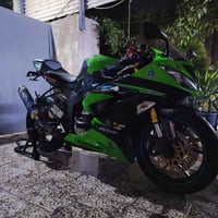 دراجة كاوزاكي zx-6r  636موديل ٢٠١٦  قطعة جديدة ونظيفة  وبحالة الوكالة ...