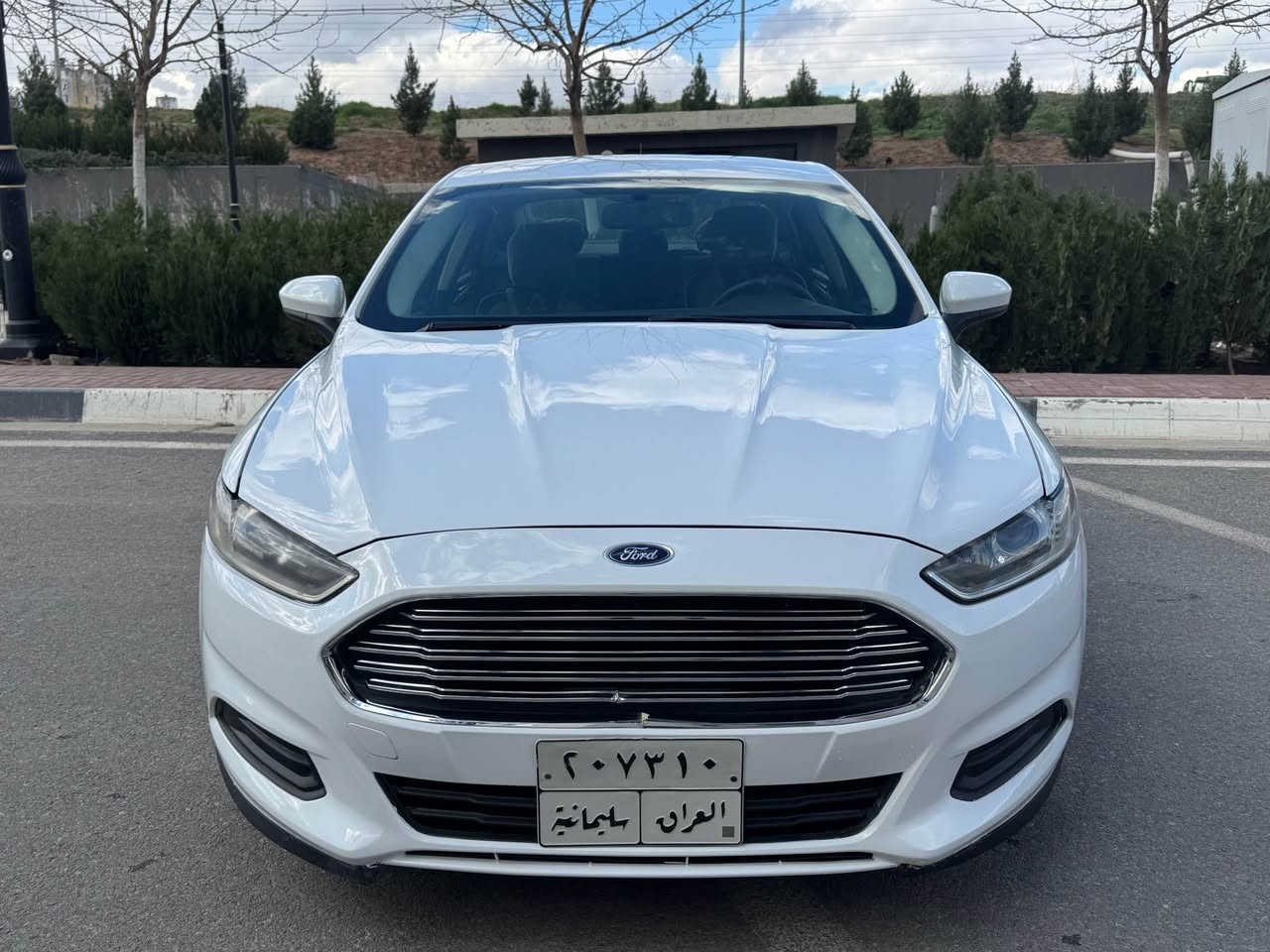 بە ناوی خوای گەورە
فۆرد فیوژن 2014 خلیجی نیڤا
مەکینە 2,5 بێ تۆربۆ مەڕغووب
سێ پارچەی پێشی بۆیاخە بێ ناو گرتن بێ ئێرباگ سارد و قوپاوی و شوختی نییه
ناو سپی گێڕ لە سەر سوکان سوکان ڤۆلیۆم تەحدید سورعە برێک بەسمە 
گێڕ و مەکینە بە شەرت بێ عەیب بێ کرانەوە تەقە و ڕەقەی نییه سەنەوی و تایەی تازەیە 
دینارێ مەسرووفی نییه 
شوێن سلێمانی
*********** السليمانية, العراق
