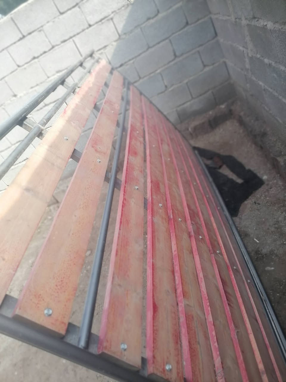 البيع سعر ١٤٠ جديد احل من صوره *********** اتصل  ***********
